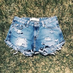 Levi Cut Offs
